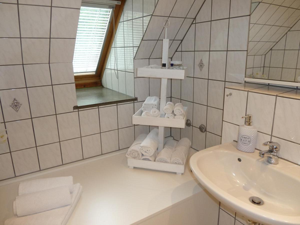 Helle 70 Qm Ferienwohnung Mit Herrlichem Blick Teningen Eksteriør billede